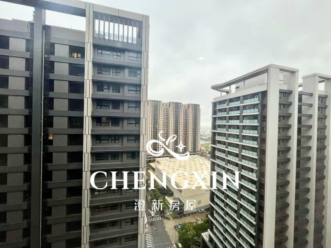 🎉近好市多/高樓層景觀戶/關埔優質社區/超大坪數舒適正三房/屋況超優/採光明亮通風好/衛浴乾濕分離/有對外窗🎉 - Image 11