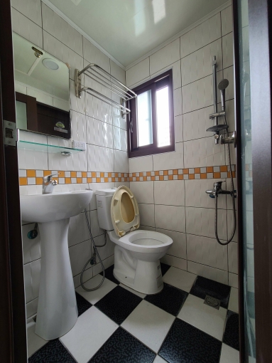 北區進化北崇德路，溫馨陽台獨洗曬電梯套房（第3張）