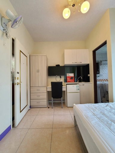 北區進化北崇德路，溫馨陽台獨洗曬電梯套房（第1張）