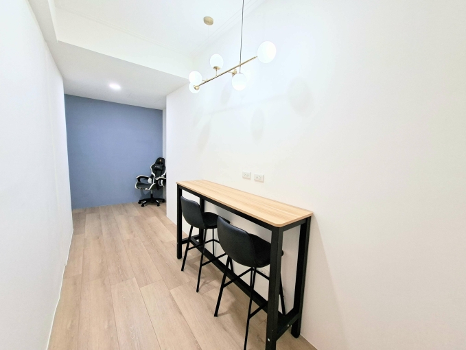 全新完工@正一房一廚一衛@大金變頻冷氣☆電動沙發～（第10張）