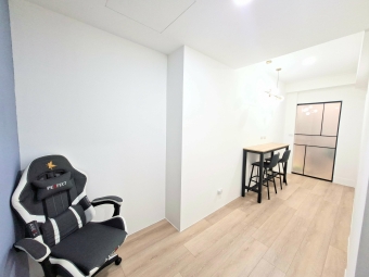 全新完工@正一房一廚一衛@大金變頻冷氣☆電動沙發～（第11張）