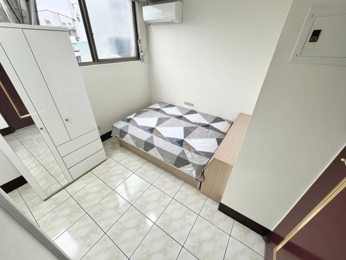 租補☆中華夜市☆大金變頻冷氣☆飲水機☆子母車（第6張）