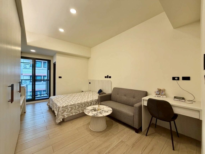 🧡請加賴🧡全新電梯🧡租屋補助🧡陽台獨洗🧡流理台🧡機車位🧡秒殺物件🧡（第2張）