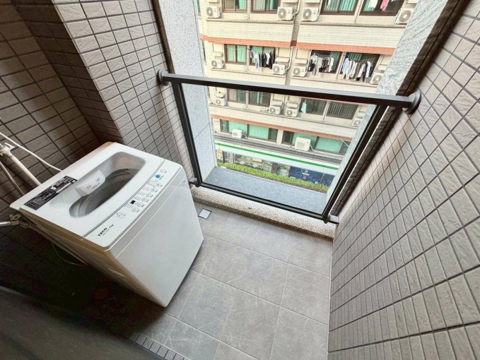 🧡請加賴🧡全新電梯🧡租屋補助🧡陽台獨洗🧡流理台🧡機車位🧡秒殺物件🧡（第13張）