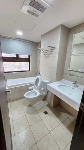 梧棲大三房平車採光佳免服務費、可租補（第7張）