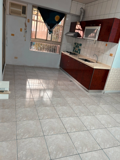 空間大＇平面車位，通風好、便利（第1張）