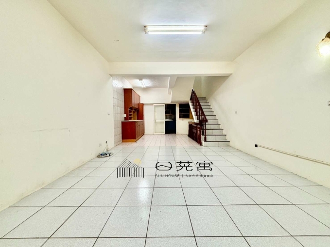 園區透天出租|可合租|可養乖寵 - Image 1