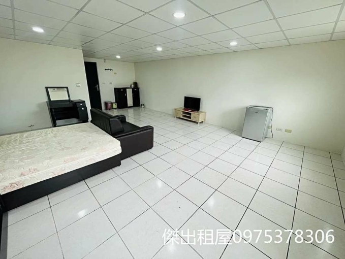 傑出租屋/站前台水電,超大坪數,可寵 - Image 3