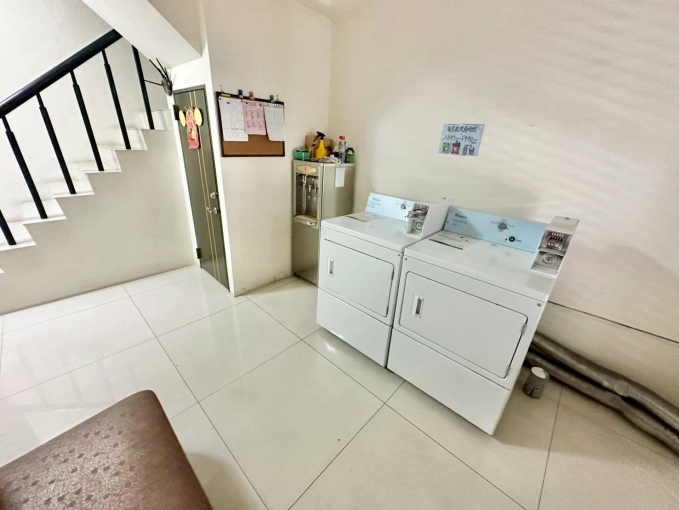 勤益科大❤️可貓可租補✨陽台獨洗✨室內機車位✨衛浴開窗✨秒殺（第10張）