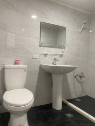 燙到要放耳邊降溫✨可租補✨獨洗獨曬💕近火車站 新時代⚡宇你相見（第9張）