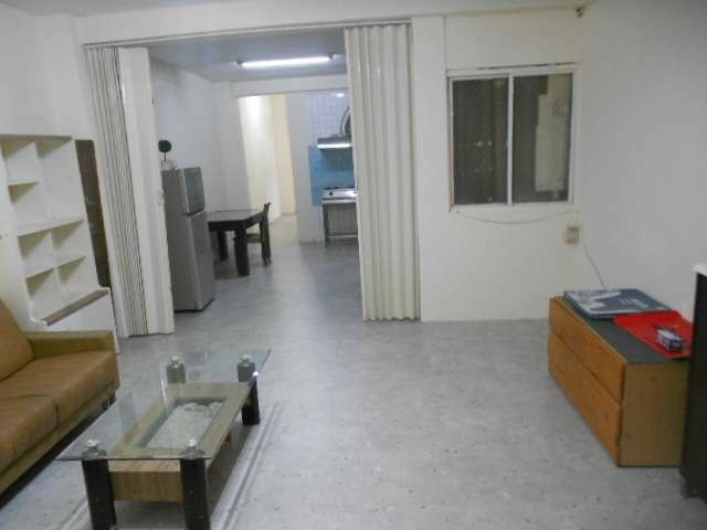 免仲介費 中壢市區近SOGO商圈電梯2樓3大房出租（第4張）