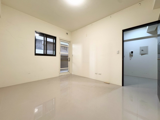 社區型透天🍀三房三衛🍀租屋補助🍀平面車位🍀管理員（第9張）