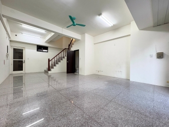 社區型透天🍀三房三衛🍀租屋補助🍀平面車位🍀管理員（第2張）