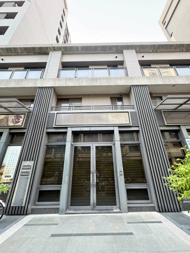 社區型透天🍀三房三衛🍀租屋補助🍀平面車位🍀管理員（第5張）