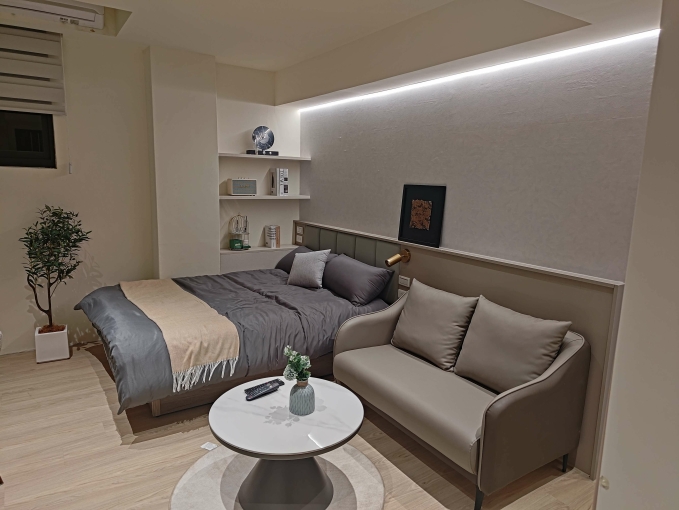 台中市近區核心地段，全新設計套房,高規格居住空間（第1張）