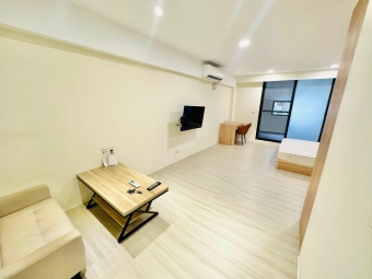 笑的甜蜜蜜💞質感裝潢🌳公園綠地🏆全新沙發床墊（第1張）