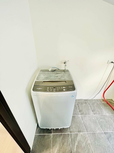 笑的甜蜜蜜💞質感裝潢🌳公園綠地🏆全新沙發床墊（第13張）