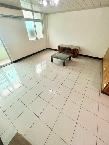 ✨瑞芳公寓低樓層/大坪數三房兩廳/社宅可租補/免仲介費✨（第2張）