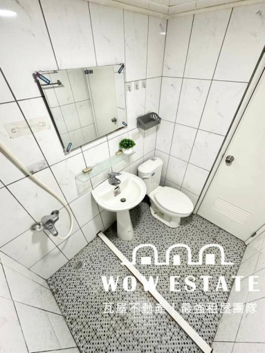 近中國醫🍀陽台獨洗🍀機車位🍀電梯🍀管理員🍀子母車（第7張）