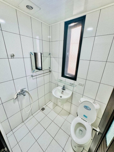 宇你相見💕陽台獨洗💕系統櫃 電梯 整棟新蓋👍近新時代火車站（第5張）