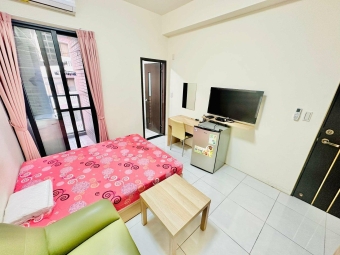 宇你相見💕陽台獨洗💕系統櫃 電梯 整棟新蓋👍近新時代火車站（第1張）