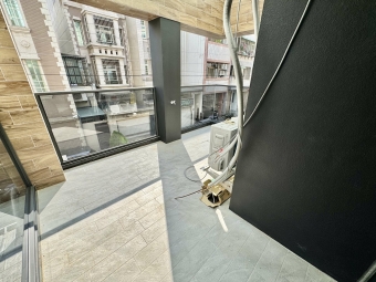 陽台獨洗✔️租屋補助✔️電梯✔️子母車✔️飲水機✔️乾溼分離✔️流理台✔️機車位（第6張）