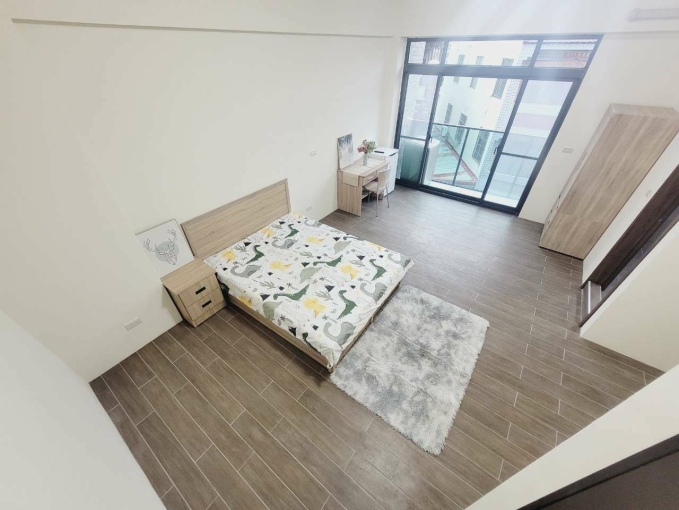 近朝陽最美大套💖雙租補✨陽台獨洗✨只有一間✨蒙娜麗莎的微笑（第1張）