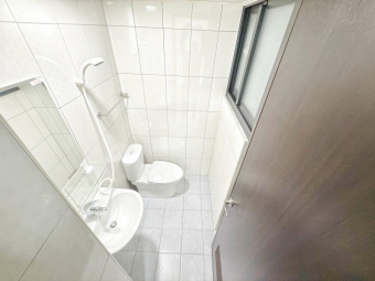 機車位走路崇德萬客火鍋可租房屋補助北屯過一個路口北區秒殺整棟新蓋全新未住採光超好小資族多間可選任你挑選間間陽台獨洗曬部分流理台電梯套房（第5張）