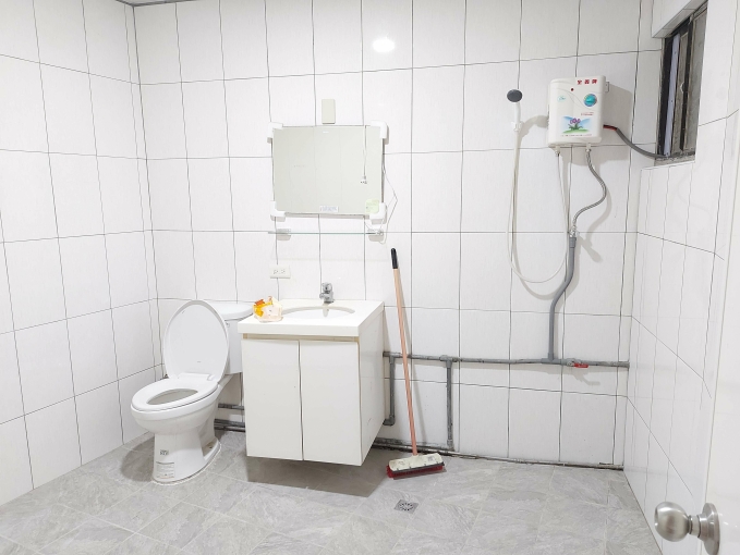 汐止國泰建成商圈一房一廳 - Image 5