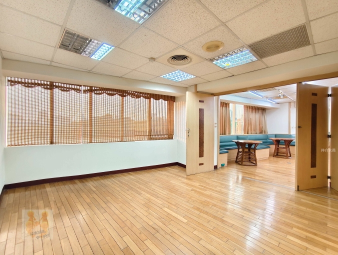 台中公園｜日曜天地OUTLET｜邊間｜商辦辦公大樓（第12張）