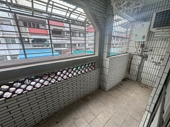 傑出租屋/藝文蛋黃區,稀有社區透天,門前車庫停車!（第15張）