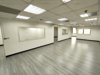 橘子🍊含稅有車位🍊崇德進化路口🍊第一銀行商辦大樓（第3張）