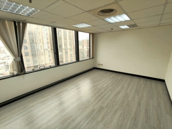 橘子🍊含稅有車位🍊崇德進化路口🍊第一銀行商辦大樓（第10張）