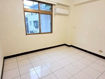 兆基社會住宅🏠秀朗橋捷運站✨邊間2房✨可租補（第4張）