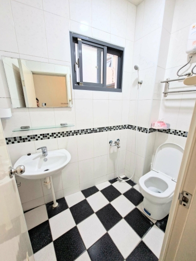 舒適大空間☆大陽台獨洗曬☆有子母車&專屬機車位 - Image 12