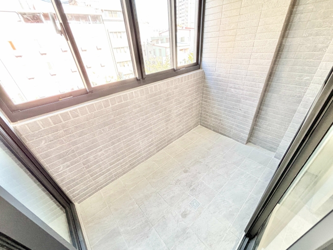 🧡加賴約🧡全新電梯🧡一房一廳🧡陽台獨洗🧡流理台🧡乾溼分離🧡百萬裝潢🧡秒殺物件🧡 - Image 11