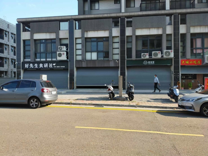 房東自租/售，竹南園區-大埔-商業區路段金店住型店面（無仲介費）（第1張）