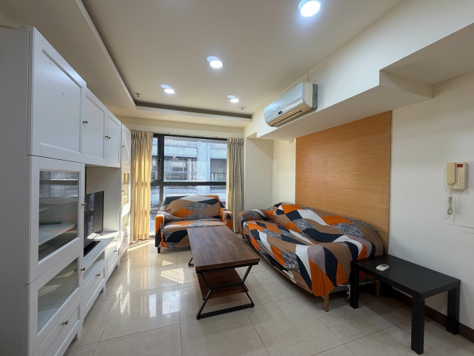 巨蛋5分｜龍華明華3房｜免管費．代收垃圾（第1張）