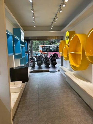板橋捷運❤️漢生東路馬路上❤️三角窗金店面❤️兒童未來館對面（第7張）