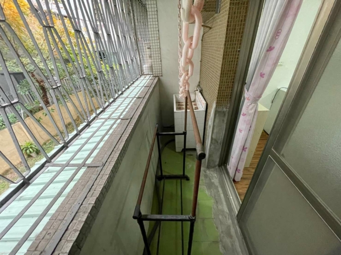 中美市場|鄰近勤美|可貓|共洗有陽台曬採光通風 - Image 2