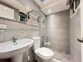 新竹市.全新.新竹火車站.獨立陽台.舒適設計感套房A05 - Image 12