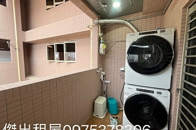 傑出租屋/中路高檔社區,稀有高樓層景觀戶3房車!（第11張）