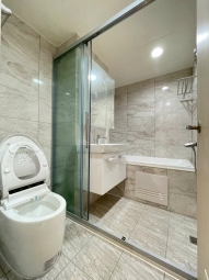 租金可刷卡｜近大遠百、新光三越｜全新家具家電全配｜機能便捷（第10張）