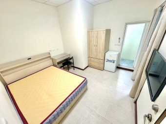 西裝快皺掉了🐈可貓貓✨可租補✨獨洗獨曬💕近逢甲 中央公園⚡宇你相見（第2張）