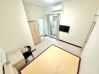 西裝快皺掉了🐈可貓貓✨可租補✨獨洗獨曬💕近逢甲 中央公園⚡宇你相見（第1張）