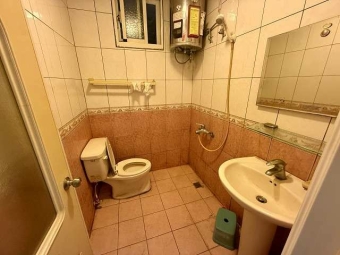 💞大象租屋💞近中壢市中心.火車站旁.透天網路便宜套房.附傢俱.家電（第6張）