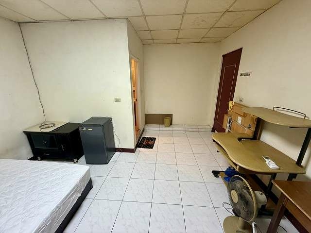 💞大象租屋💞近中壢市中心.火車站旁.透天網路便宜套房.附傢俱.家電（第4張）