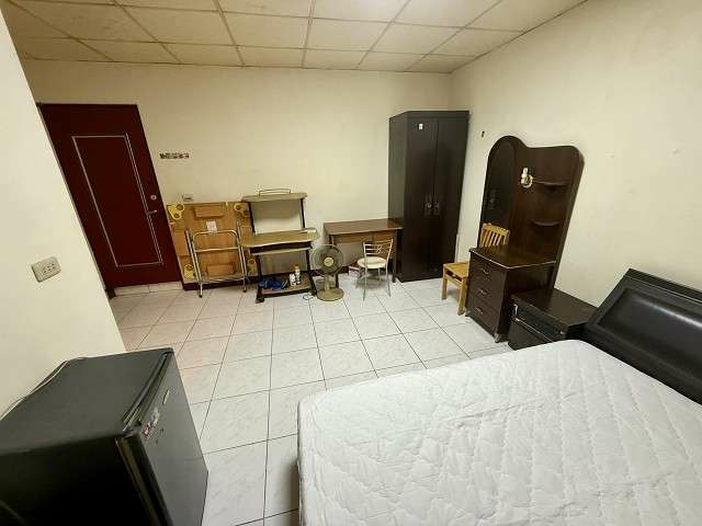 💞大象租屋💞近中壢市中心.火車站旁.透天網路便宜套房.附傢俱.家電（第3張）