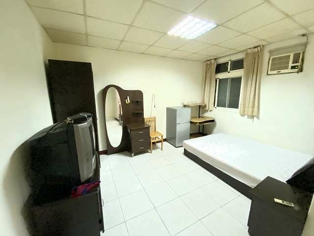 💞大象租屋💞近中壢市中心.火車站旁.透天網路便宜套房.附傢俱.家電 - Image 1