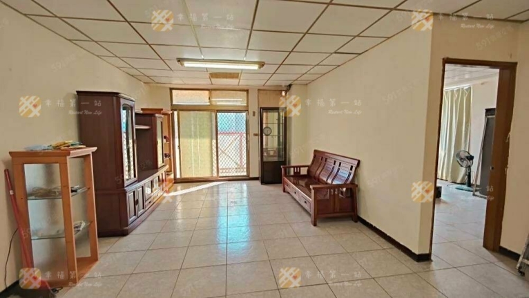 西屯四房🌟含平車🌟租補 - Image 1